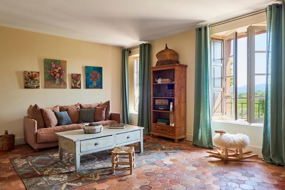 Chateau Saint Roux Le Luc-Le Cannet Des Maures Екстериор снимка